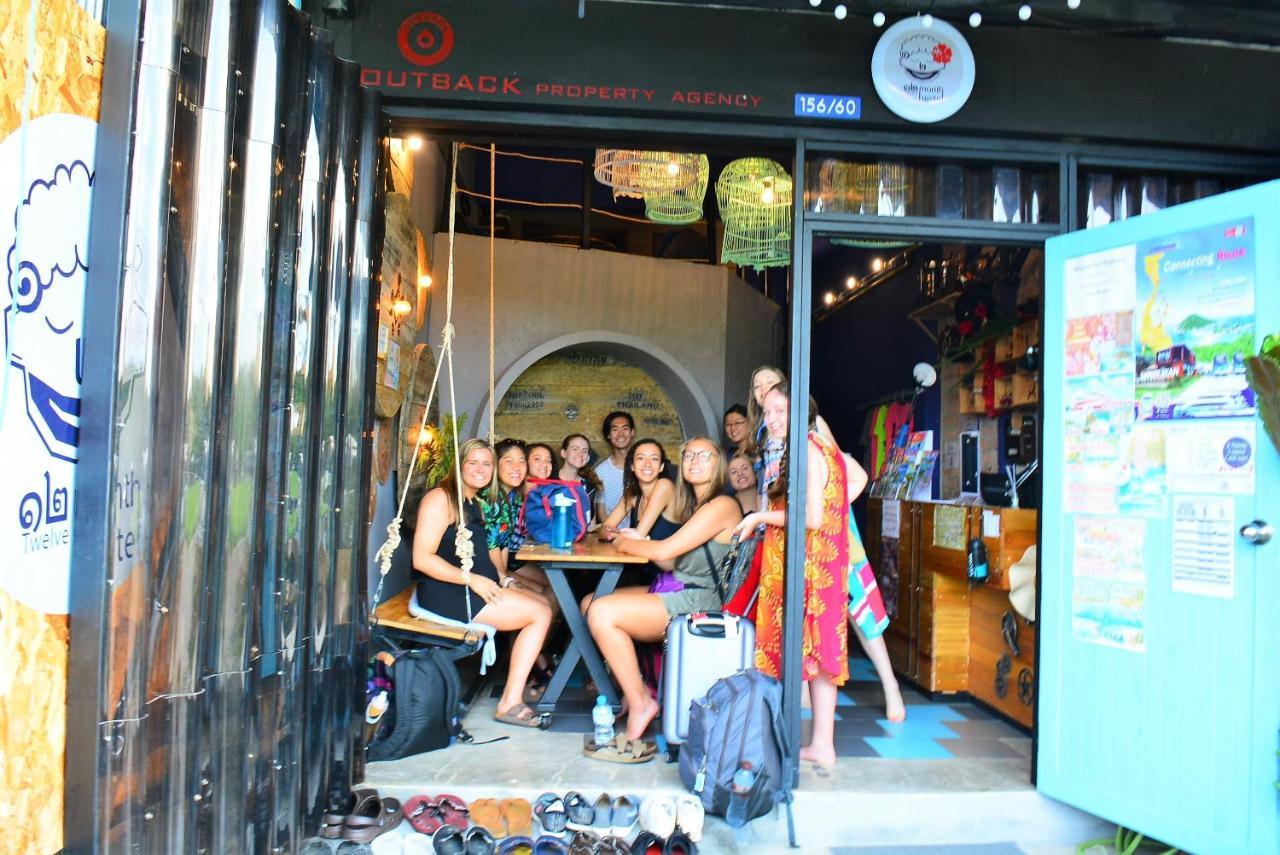 12Month Hostel Phuket Extérieur photo