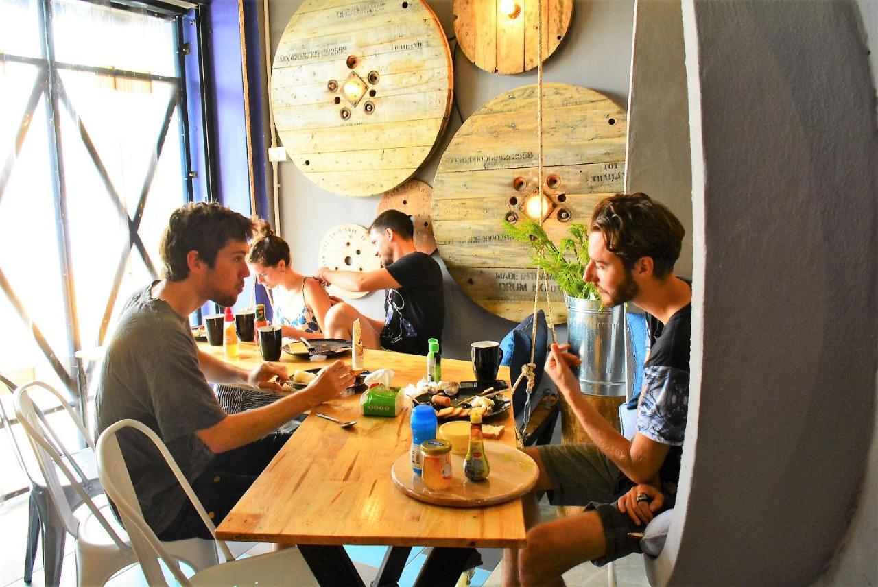 12Month Hostel Phuket Extérieur photo